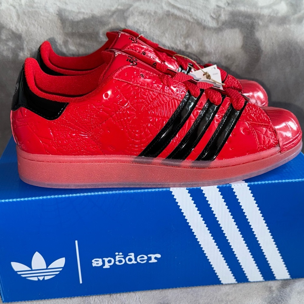 SOLD adidas Superstar “Sp5der” Sneaker Collab  Red and black - Picture 7 of 9